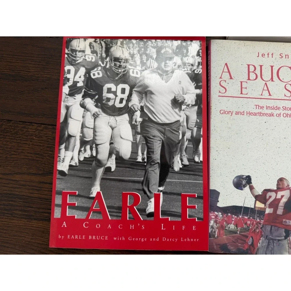 Lot 6 Ohio State‎ Buckeyes Football Books OSU History 1968 2002